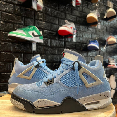 Jordan 4 Retro University Blue - Gently Enjoyed (Used) Grade School 6.5 - Mid Sneaker - Jawns on Fire Sneakers & Streetwear