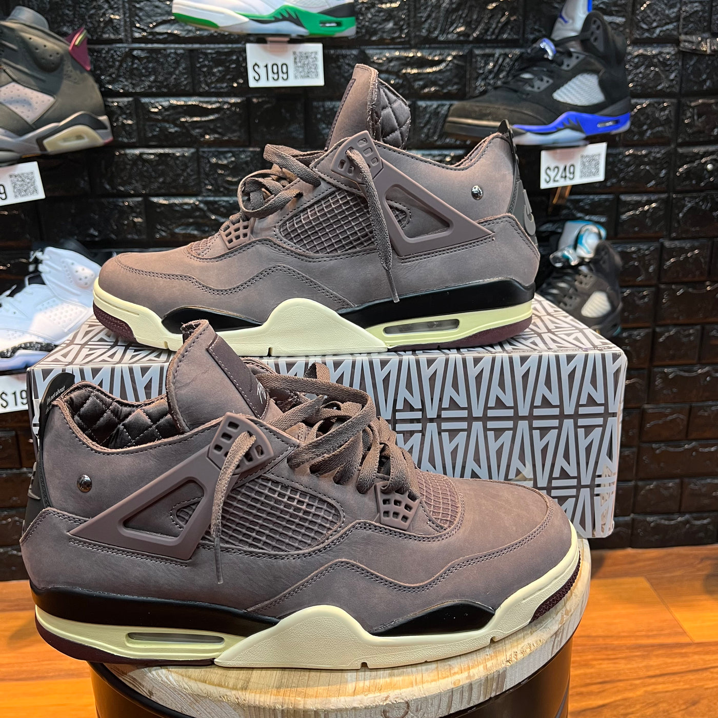 Jordan A Ma Maniere x Air Jordan 4 Violet Ore Gently Enjoyed Used Men 13 Mid Sneaker Jawns on Fire