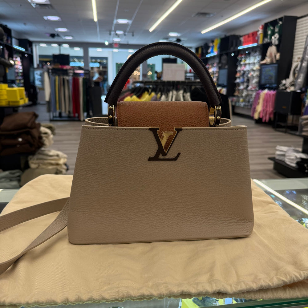 Louis Vuitton Capucines MM Tri-Color Leather Handbag - M12956