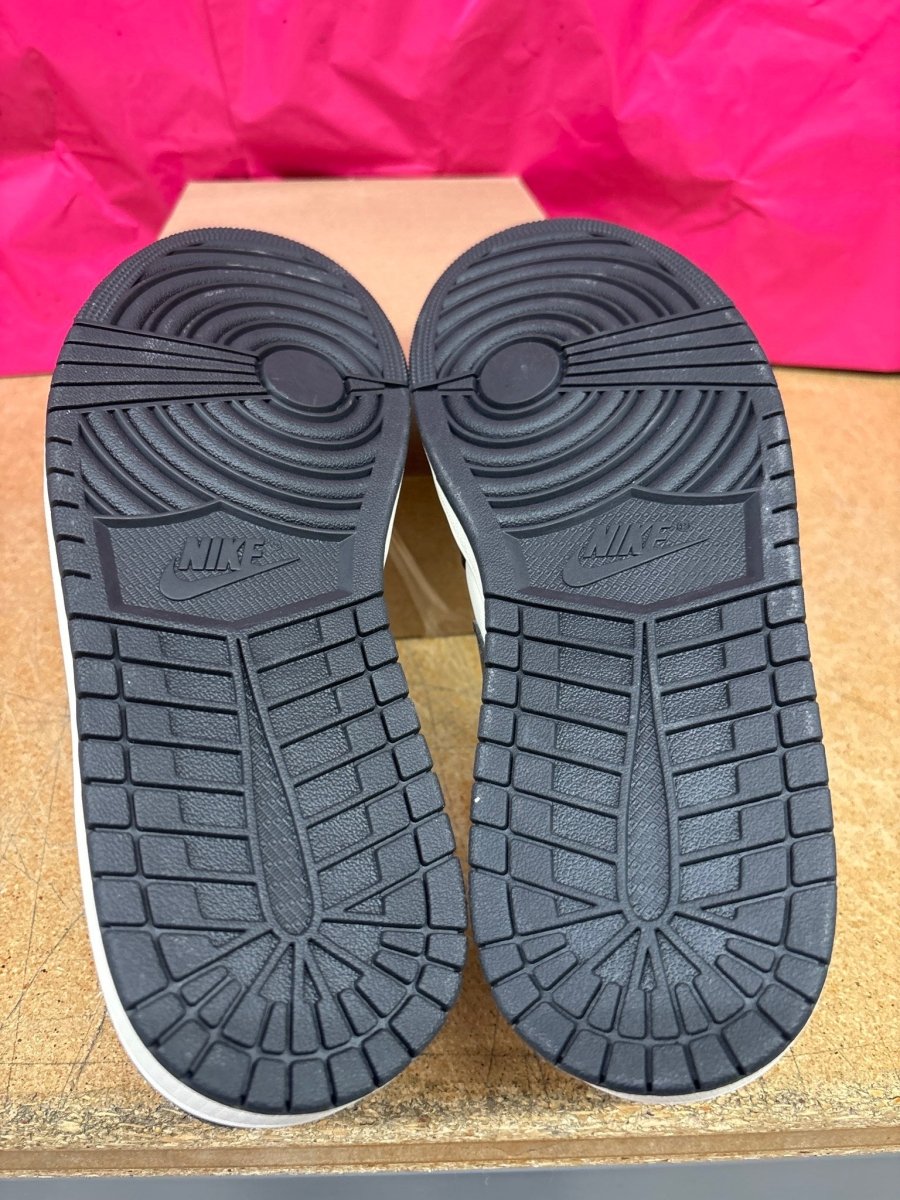 Air Jordan 1 Low PSG Off Noir Mens 10 Used No Box - Sneakers - Jawns on Fire Sneakers &amp; Shoes