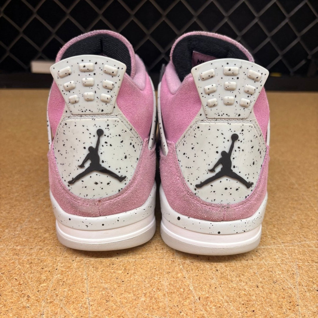 Air Jordan 4 Retro &