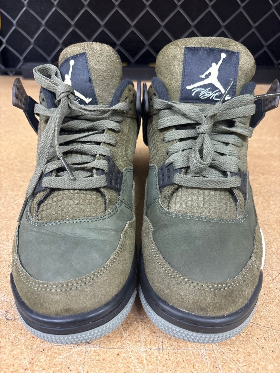Air Jordan 4 Retro SE &