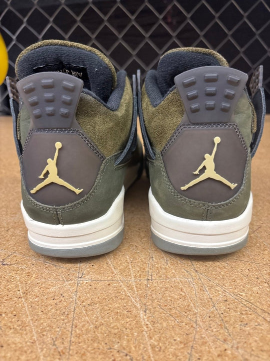 Air Jordan 4 Retro SE &