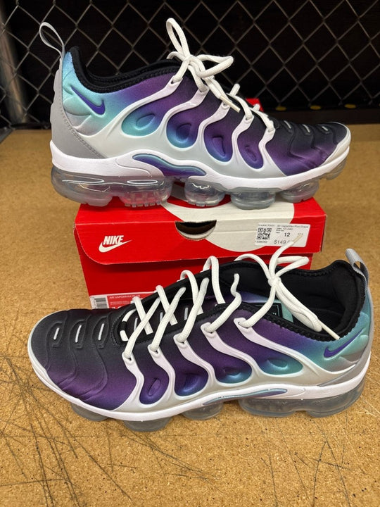 Air VaporMax Plus Grape Men 12 Used - Sneakers - Jawns on Fire Sneakers &amp; Shoes