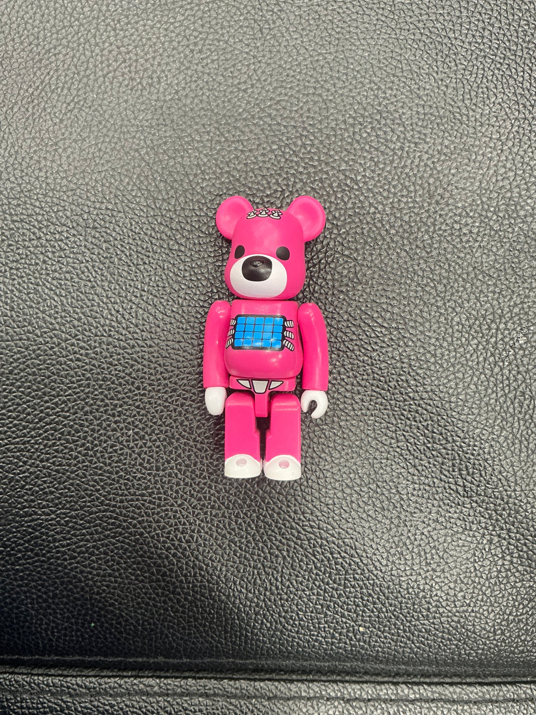 Bearbrick Series 47 Animal Psycho Teddy Bear in pink 100%