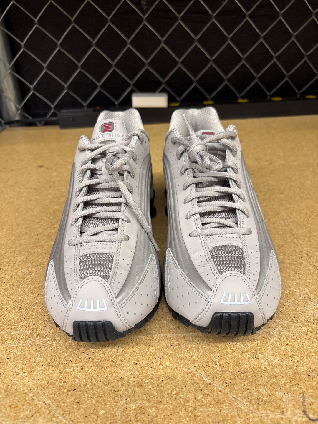 Nike Shox R4 (Mens 9) Used