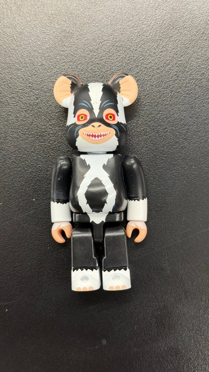 BE@RBRICK Mohawk 100% from the movie Gremlins 2 - Designer Toy - Jawns on Fire Sneakers & Shoes