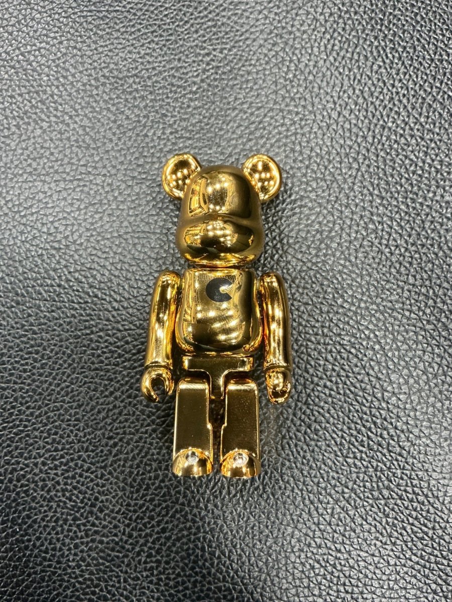 Be@rbrick "Series 22 Basic Gold" or 100% - Designer Toy - Jawns on Fire Sneakers & Shoes