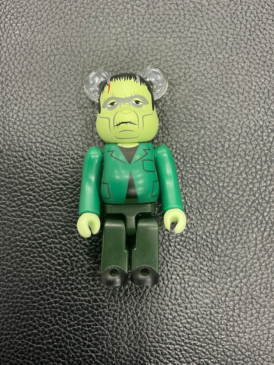 Be@rbrick Series 42 Horror "Frankenstein" 100% - Designer Toy - Jawns on Fire Sneakers & Shoes