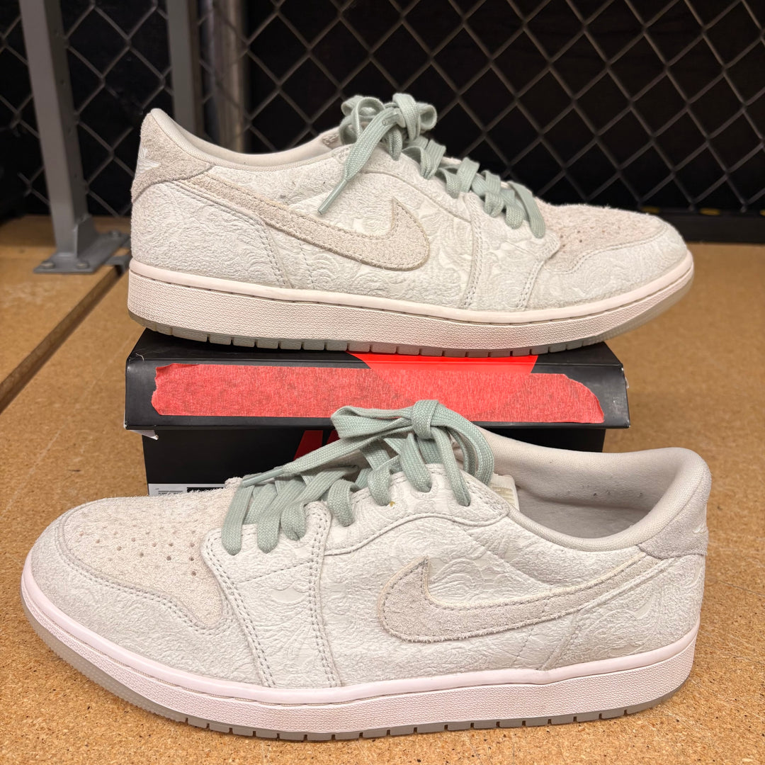 Jordan 1 Retro Low OG Chris Paul (Men 12) Used