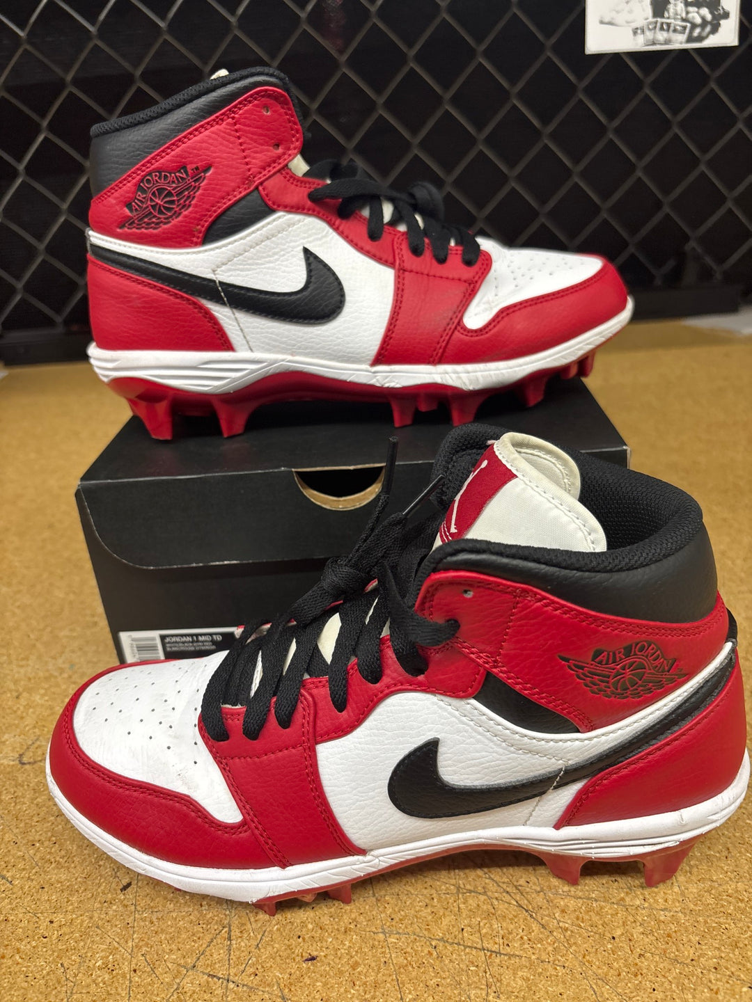 Jordan 1 Bred Cleat (Men 7.5) Used