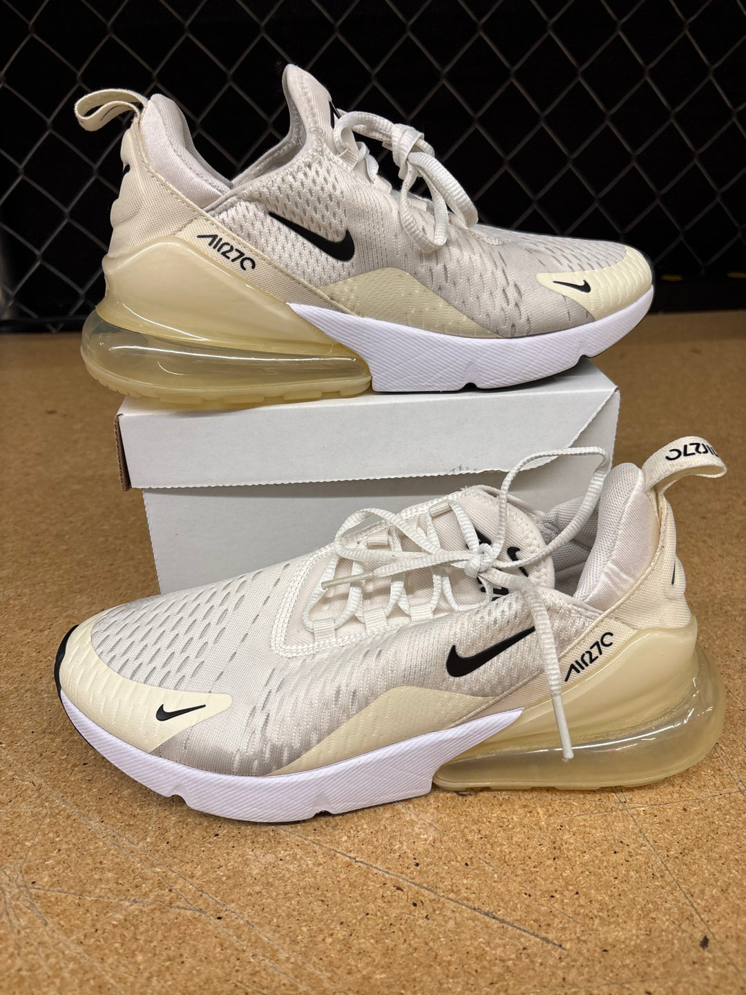 Nike Air Max 270 Sail Coconut Milk (Womens 9) Used