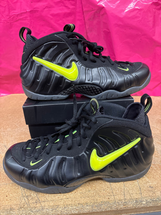 Nike Air Foamposite Volt Green Mens 11.5 Used