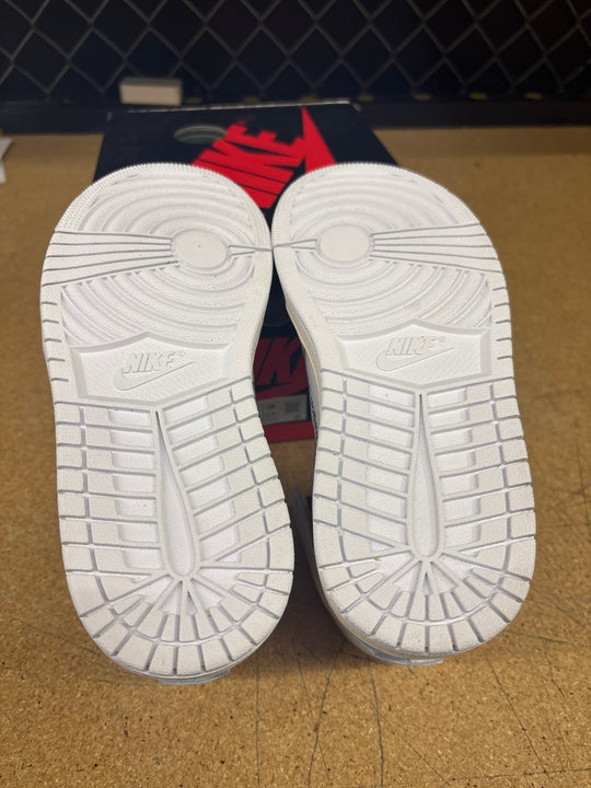 Jordan 1 High Off White Alaska (Men 4) Used