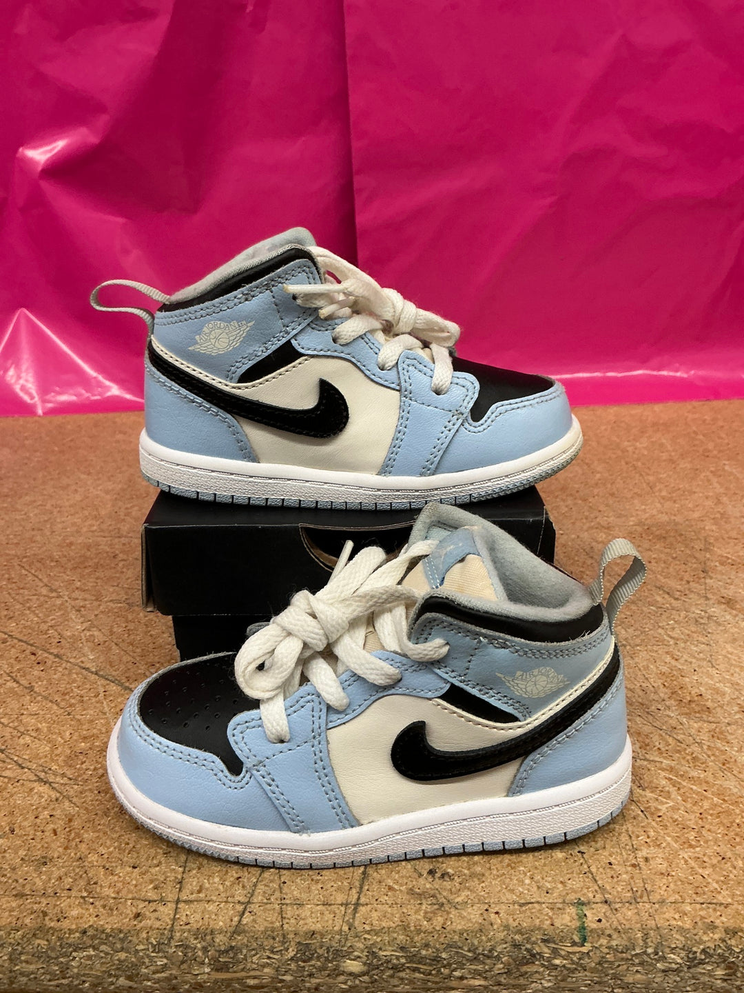 Jordan 1 Blue/Black/White Toddler 8 Used