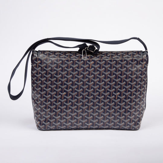 Goyard MM Belvédère Messenger Navy Crossbody Bag - Handbags - Jawns on Fire Sneakers &amp; Shoes
