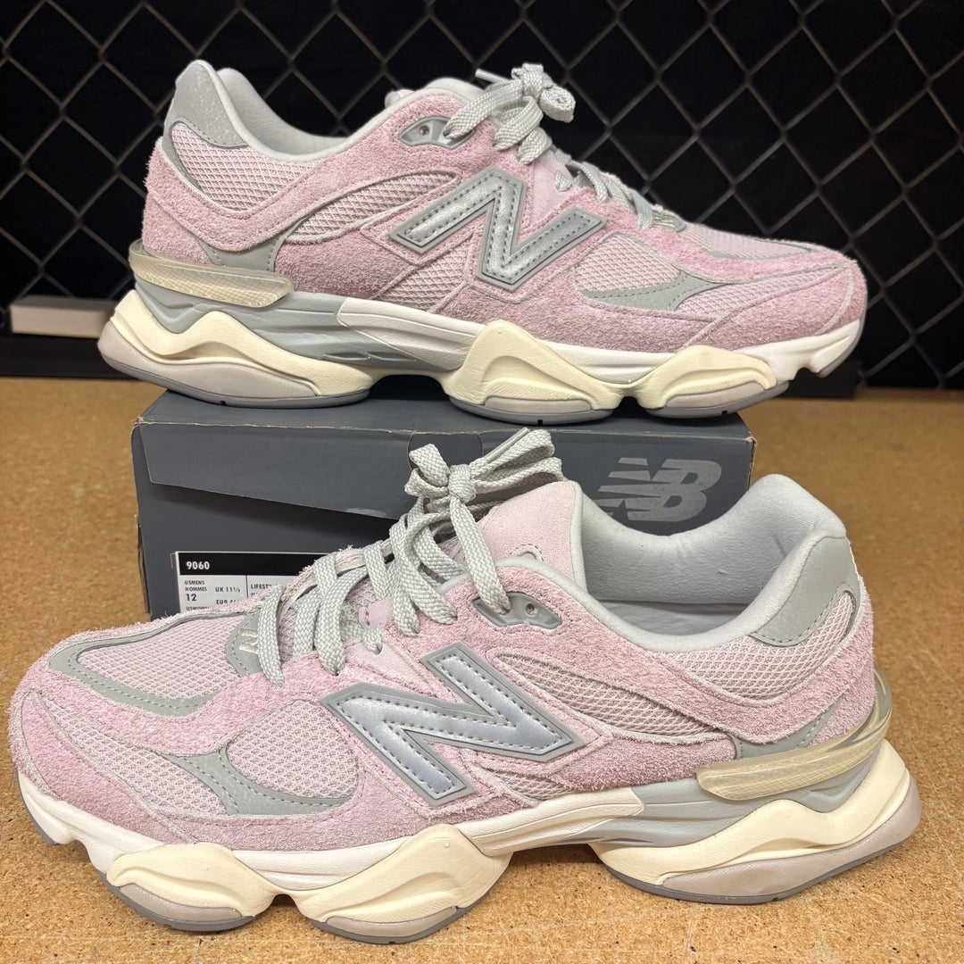 New Balance 9060 December Sky Men 12 Used