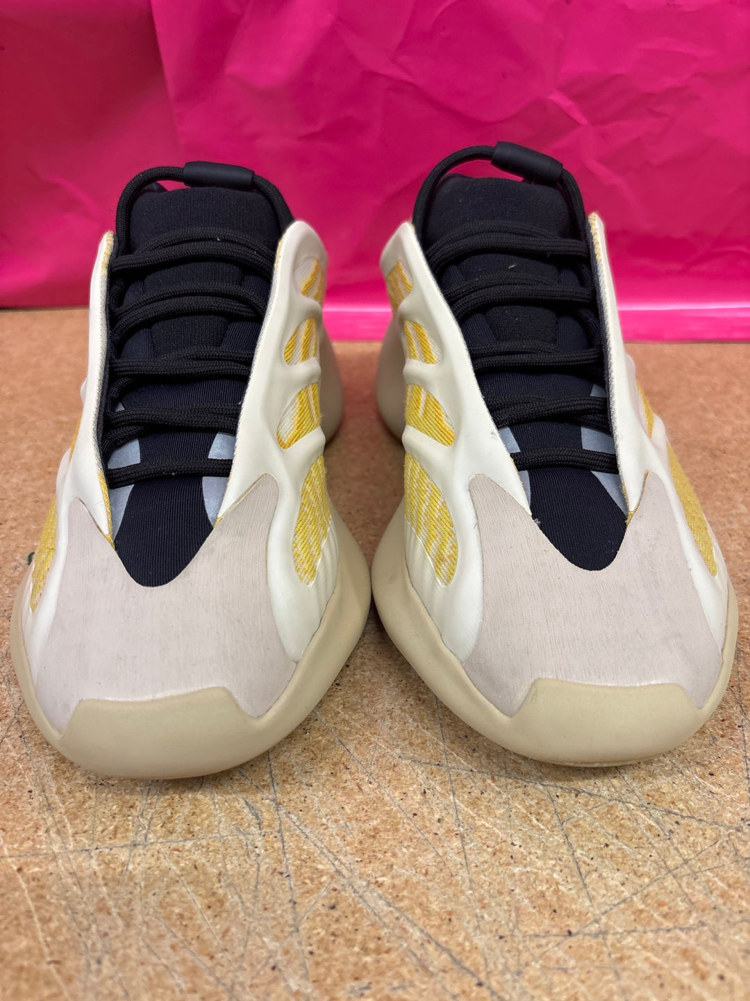 Yeezy 700 V2 Safflower Men 8 Used
