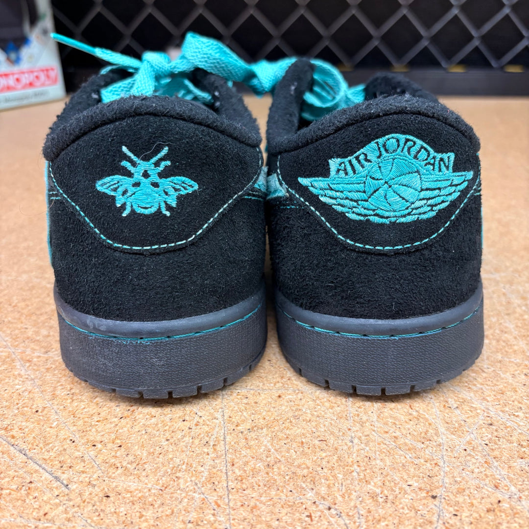 Travis Scott x Air Jordan 1 Low &