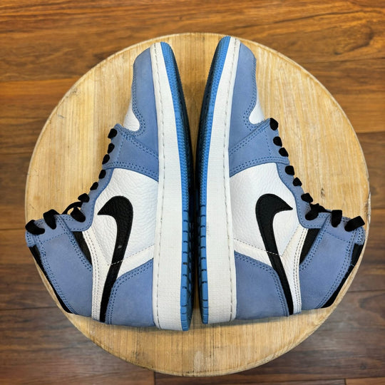 Jordan 1 Retro High University Blue - Gently Enjoyed (Used) Grade School 5.5 - Sneakers - Jawns on Fire Sneakers & Shoes