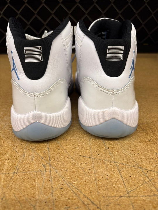 Jordan 11 Legend Blue Gs 6.5 Used - Sneakers - Jawns on Fire Sneakers &amp; Shoes
