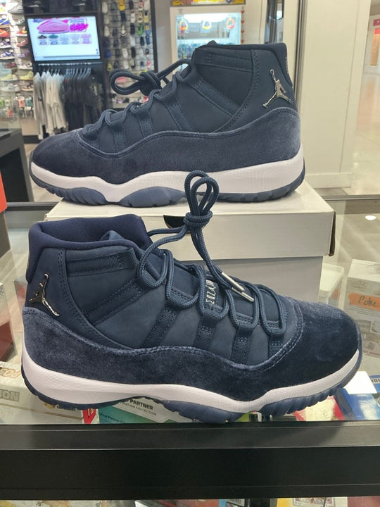 Jordan 11 Midnight Navy Mens 8 Used - Sneakers - Jawns on Fire Sneakers &amp; Shoes