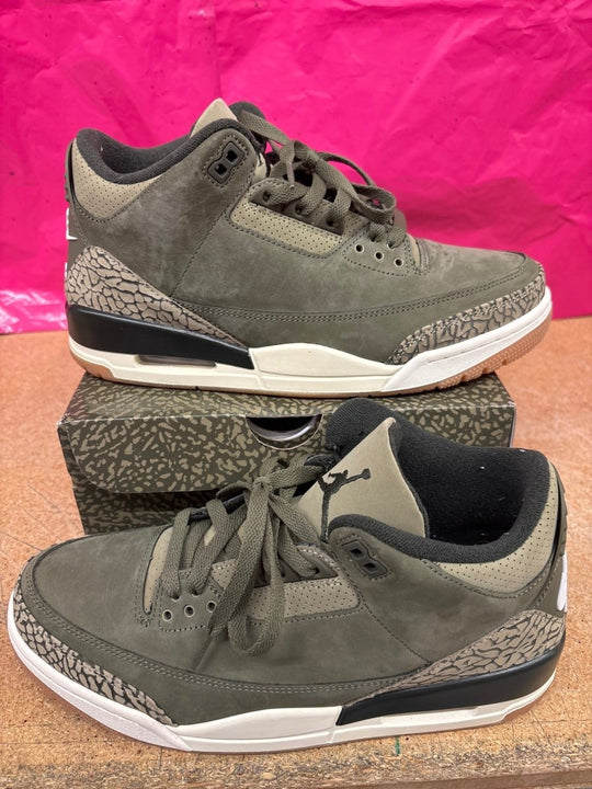 Jordan 3 Olive Mens 9 Used - Sneakers - Jawns on Fire Sneakers &amp; Shoes