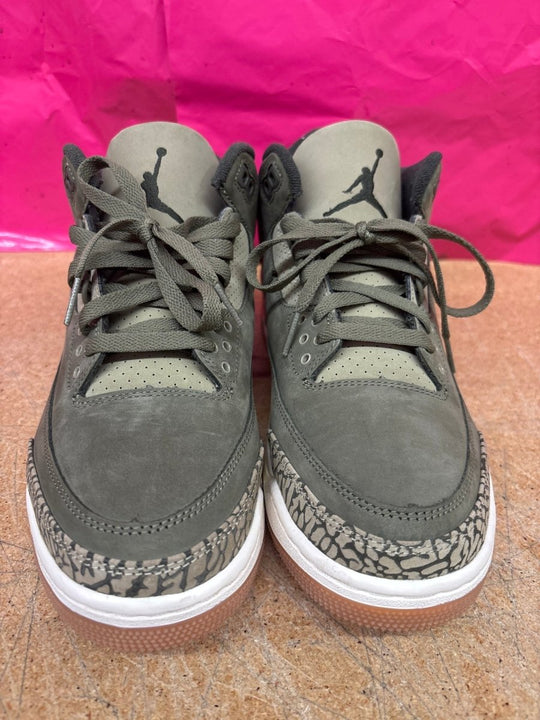 Jordan 3 Olive Mens 9 Used - Sneakers - Jawns on Fire Sneakers &amp; Shoes