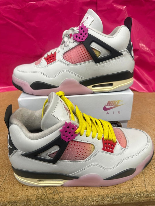 Jordan 4 Comics Men 9 Used - Sneakers - Jawns on Fire Sneakers &amp; Shoes