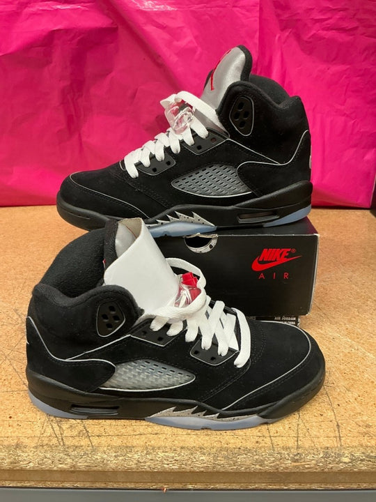 Jordan 5 Metallic Reimagined GS 4 Used - Sneakers - Jawns on Fire Sneakers &amp; Shoes