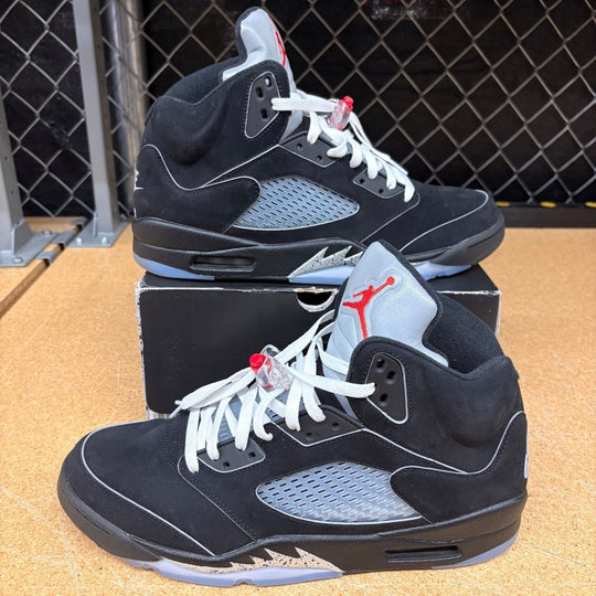 Jordan 5 Retro OG Black Metallic Reimagined (Men 13) Used - Sneakers - Jawns on Fire Sneakers &amp; Shoes