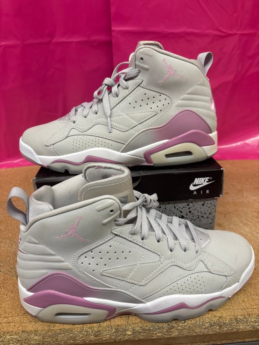 Jordan MVP Grey N Orchid Mens 9.5 Used - Sneakers - Jawns on Fire Sneakers & Shoes
