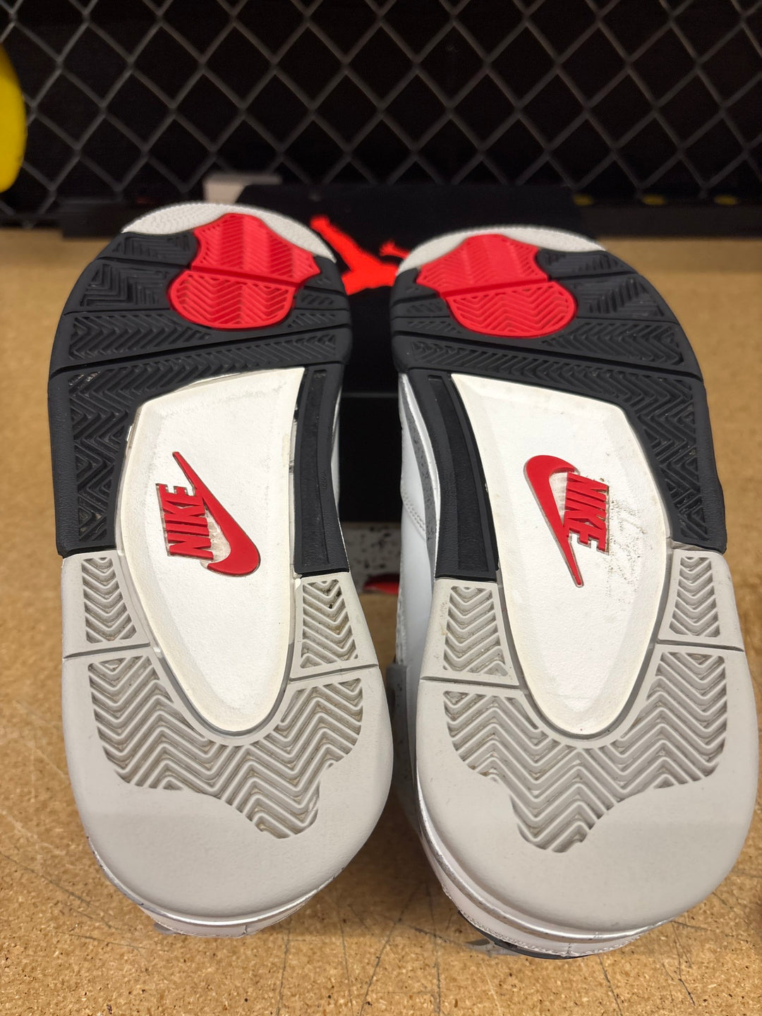 Jordan 4 White Cement  Men 9.5 Used