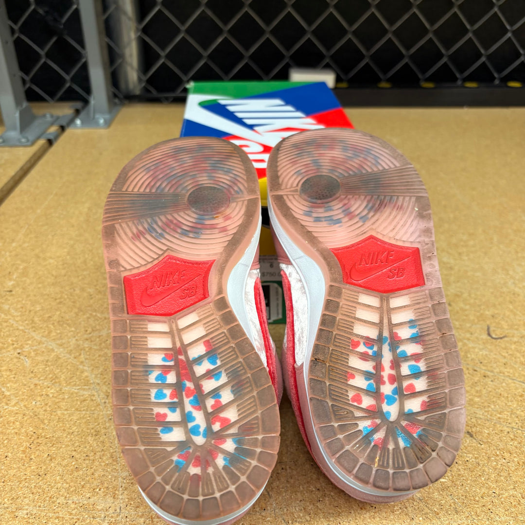 Nike SB Dunk Low StrangeLove Skateboards (Men 6) Used
