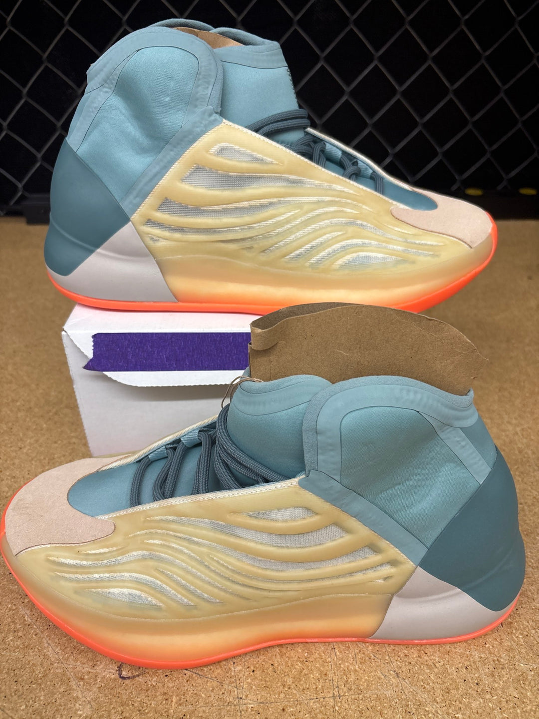 Adidas Yeezy QNTM Hi-Res Coral(Men 10 New (No Box) 