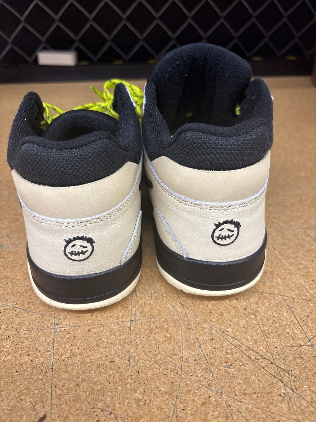 Travis Scott Jumpman Jack Bright Cactus (Mens 9) Used
