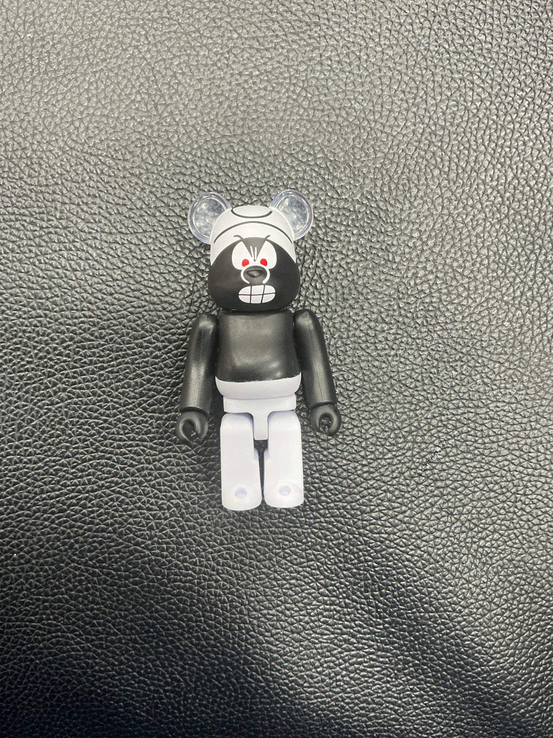 BE@RBRICK Black Smurf (Cute Variant) 100%