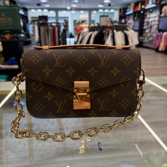 Louis Vuitton Pochette Métis Monogram Satchel New with Defect M44875 - Handbags - Jawns on Fire Sneakers &amp; Shoes