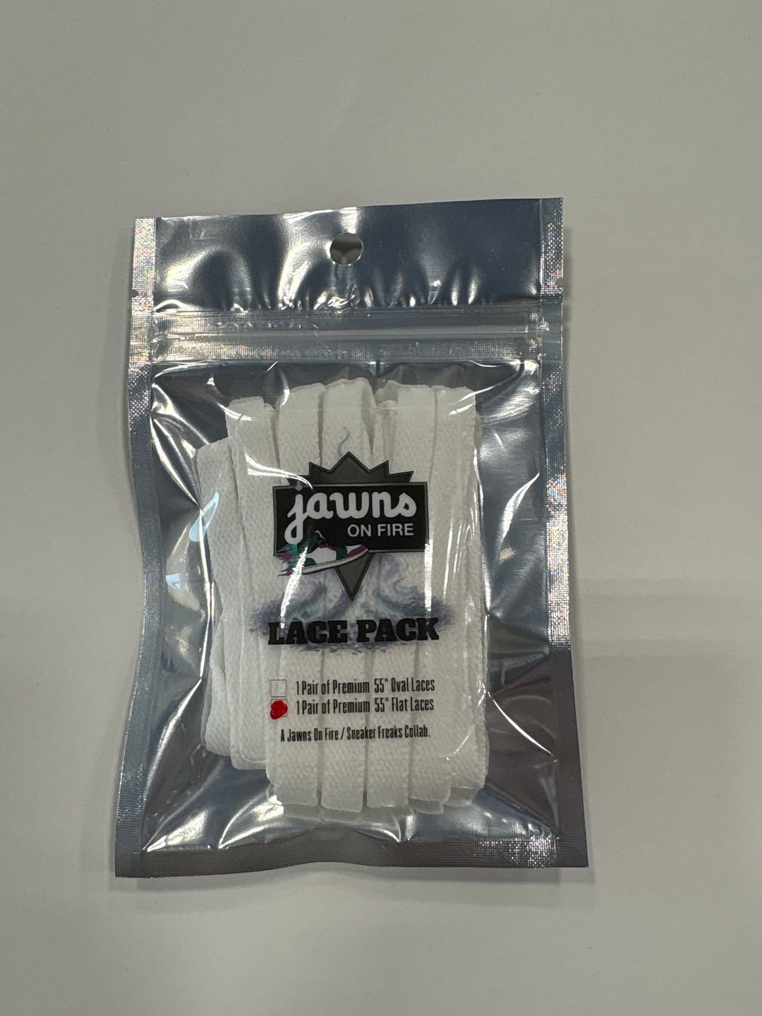 Sneaker Freak Flat Laces - White