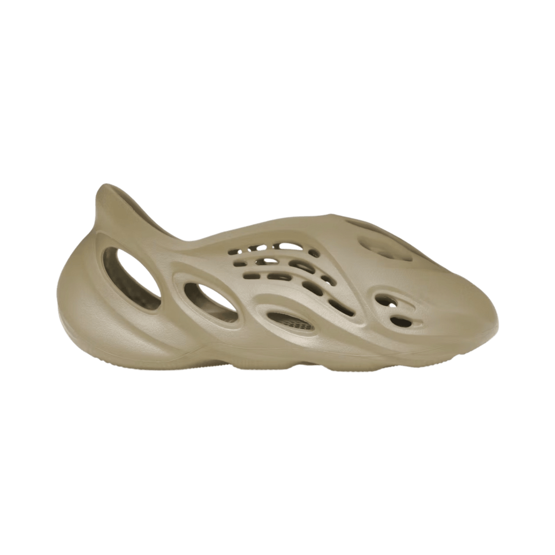 Yeezy Foam RNNR Stone Salt