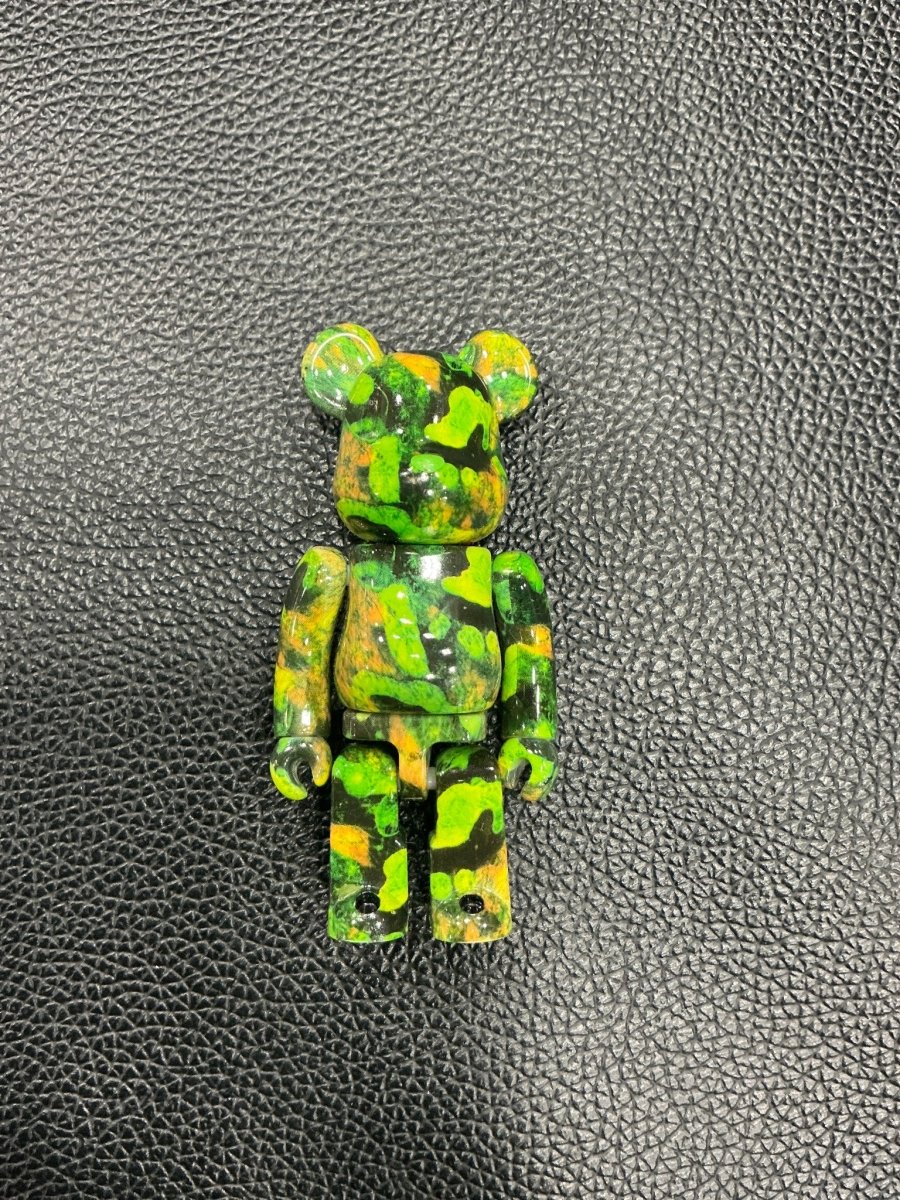 Medicom Toy x Pushead BE@RBRICK 100% - Designer Toy - Jawns on Fire Sneakers & Shoes