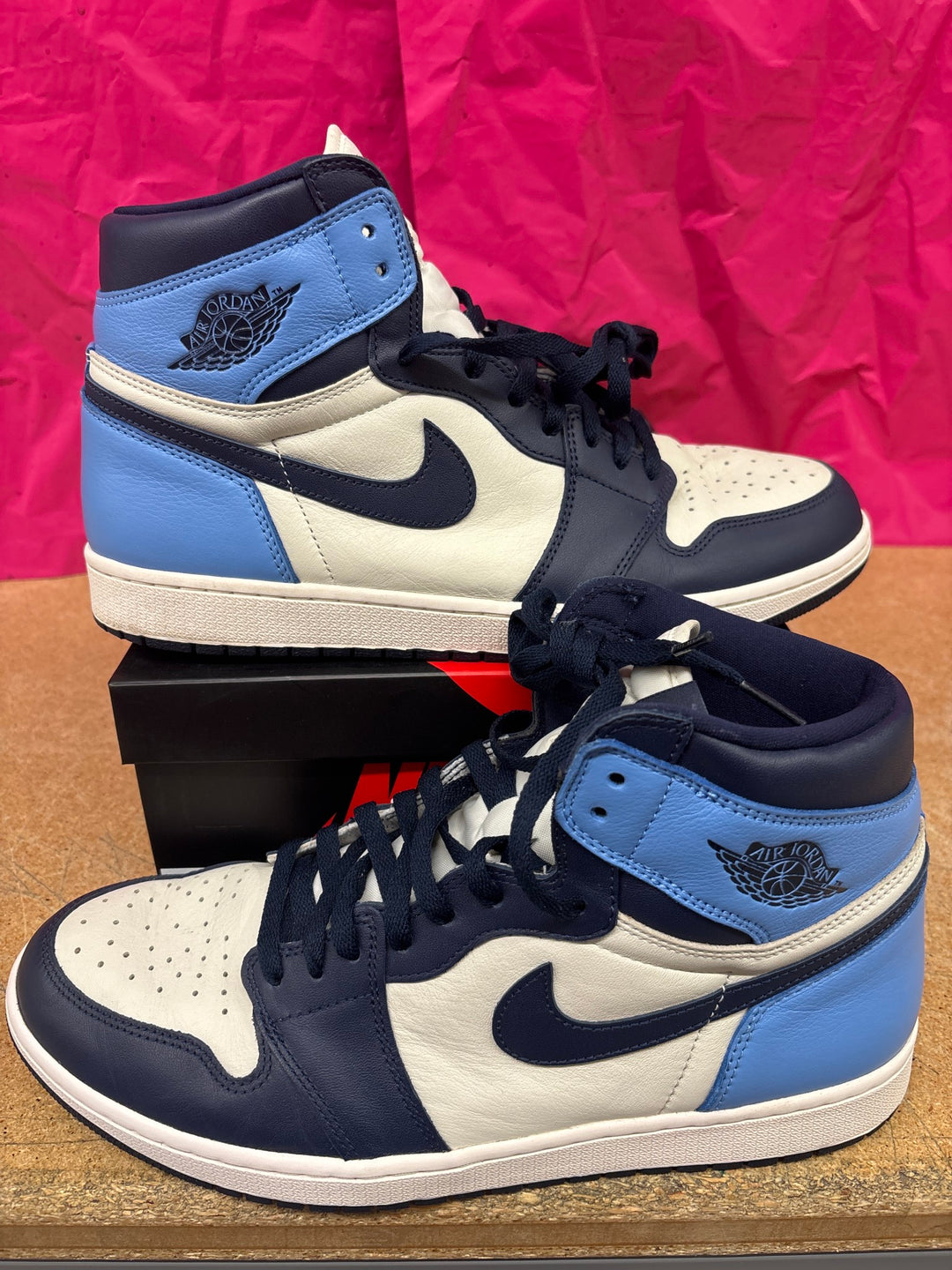 Jordan 1 High Obsidian Men 13 Used