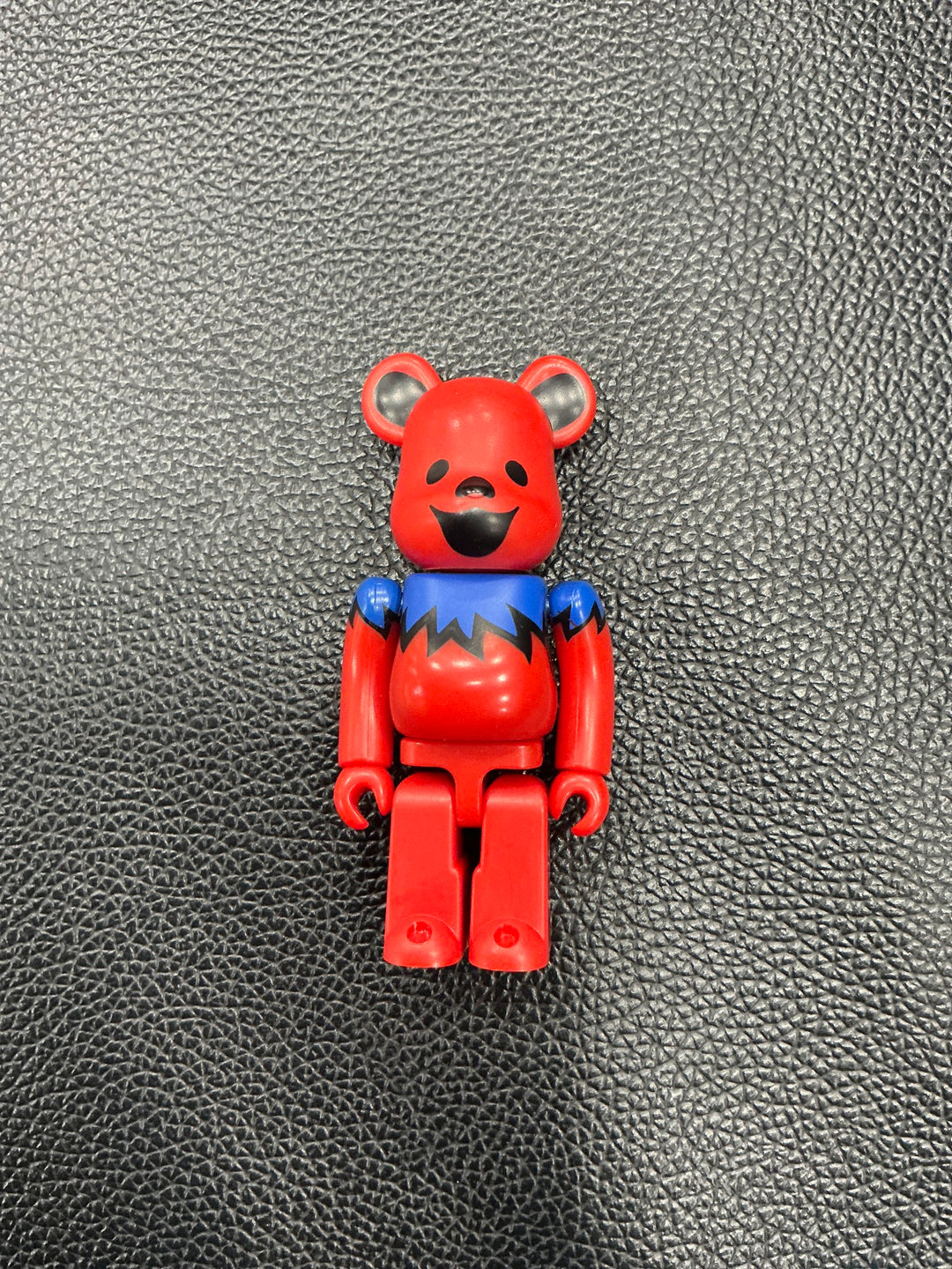 Be@rbrick Medicom Toy x Grateful Dead Dancing Bear Red 100%