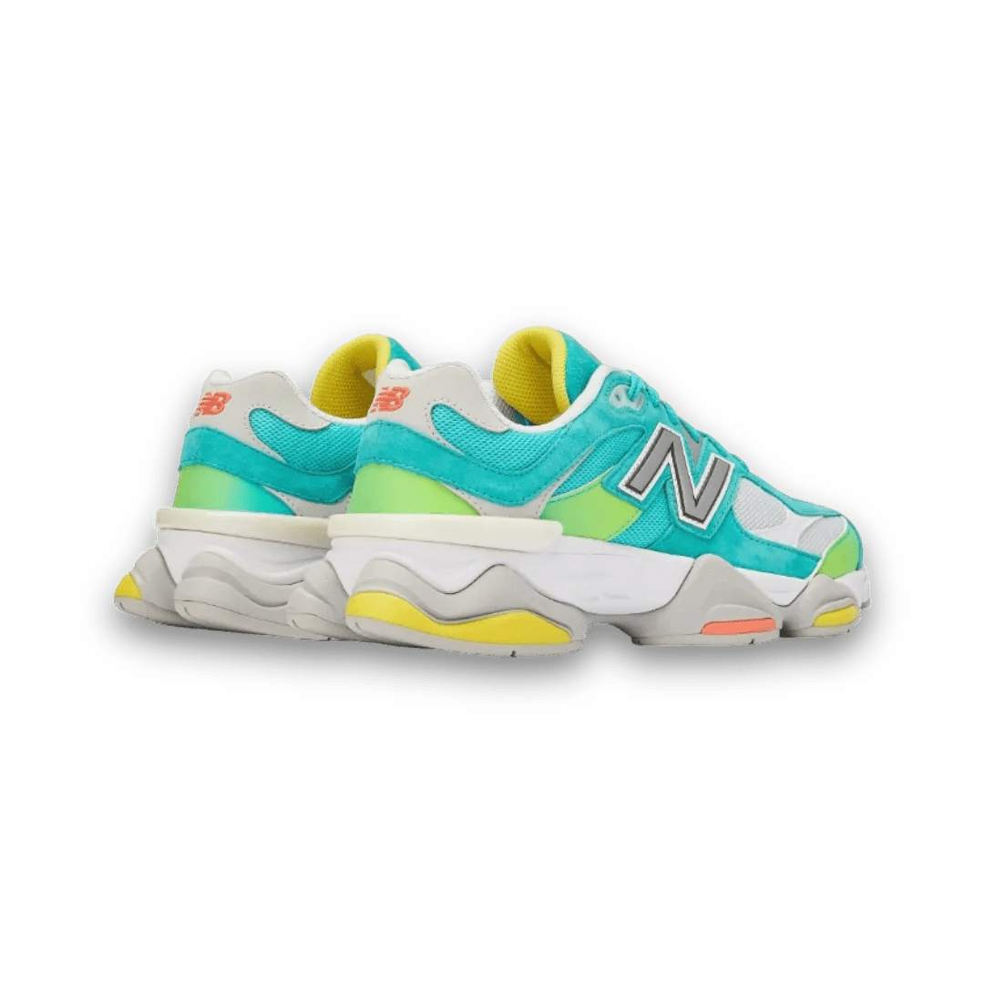 New Balance 9060 &
