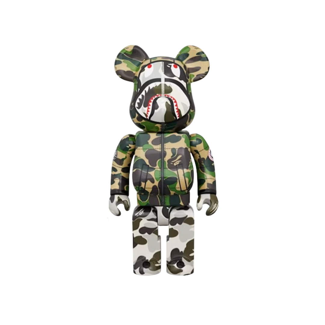 Bearbrick BAPE(R) x Canada Goose Shark 100% Green Camo