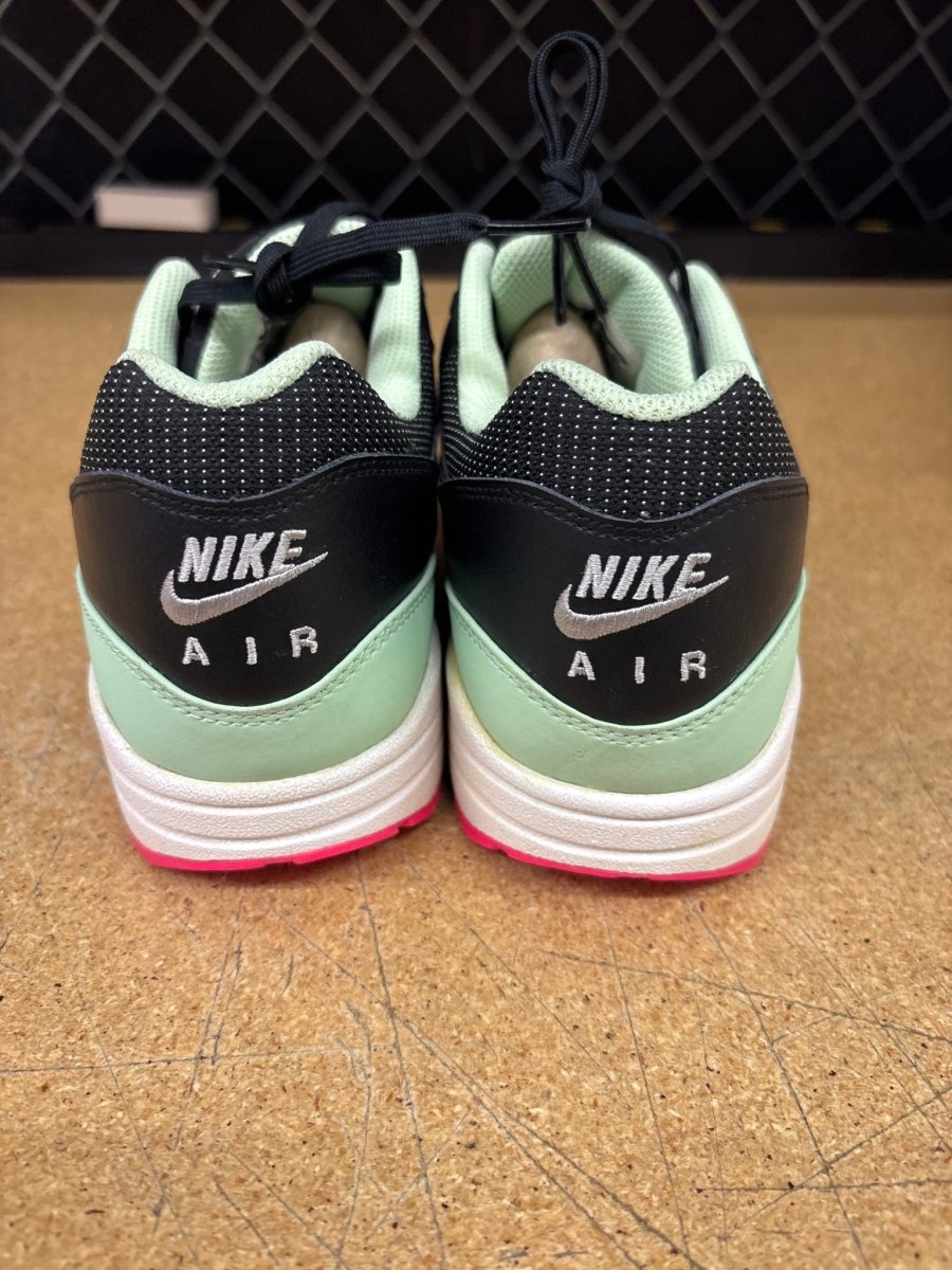 Nike Air Max 1 Yeezy Men 9 Used - Sneakers - Jawns on Fire Sneakers &amp; Shoes