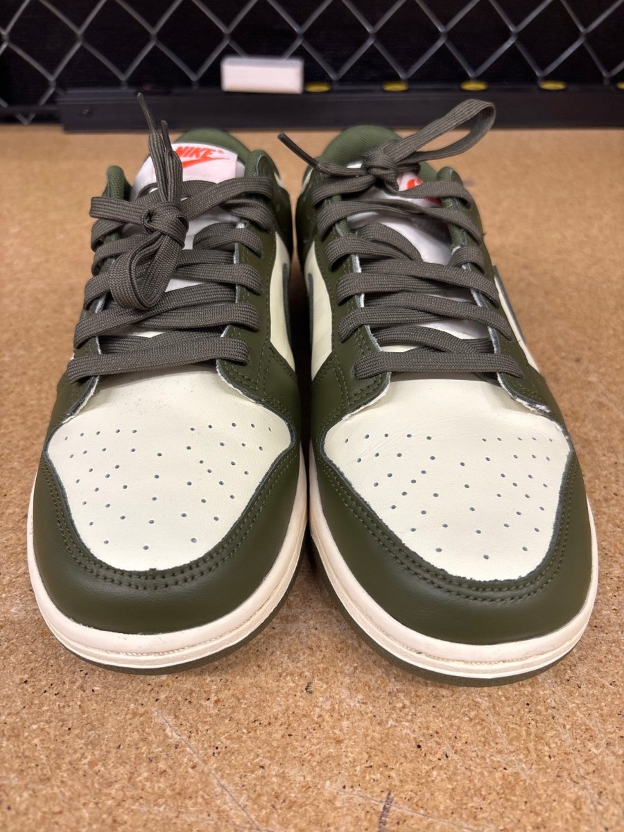 Nike Dunk Low Green Men 9.5 Used No Box - Sneakers - Jawns on Fire Sneakers &amp; Shoes