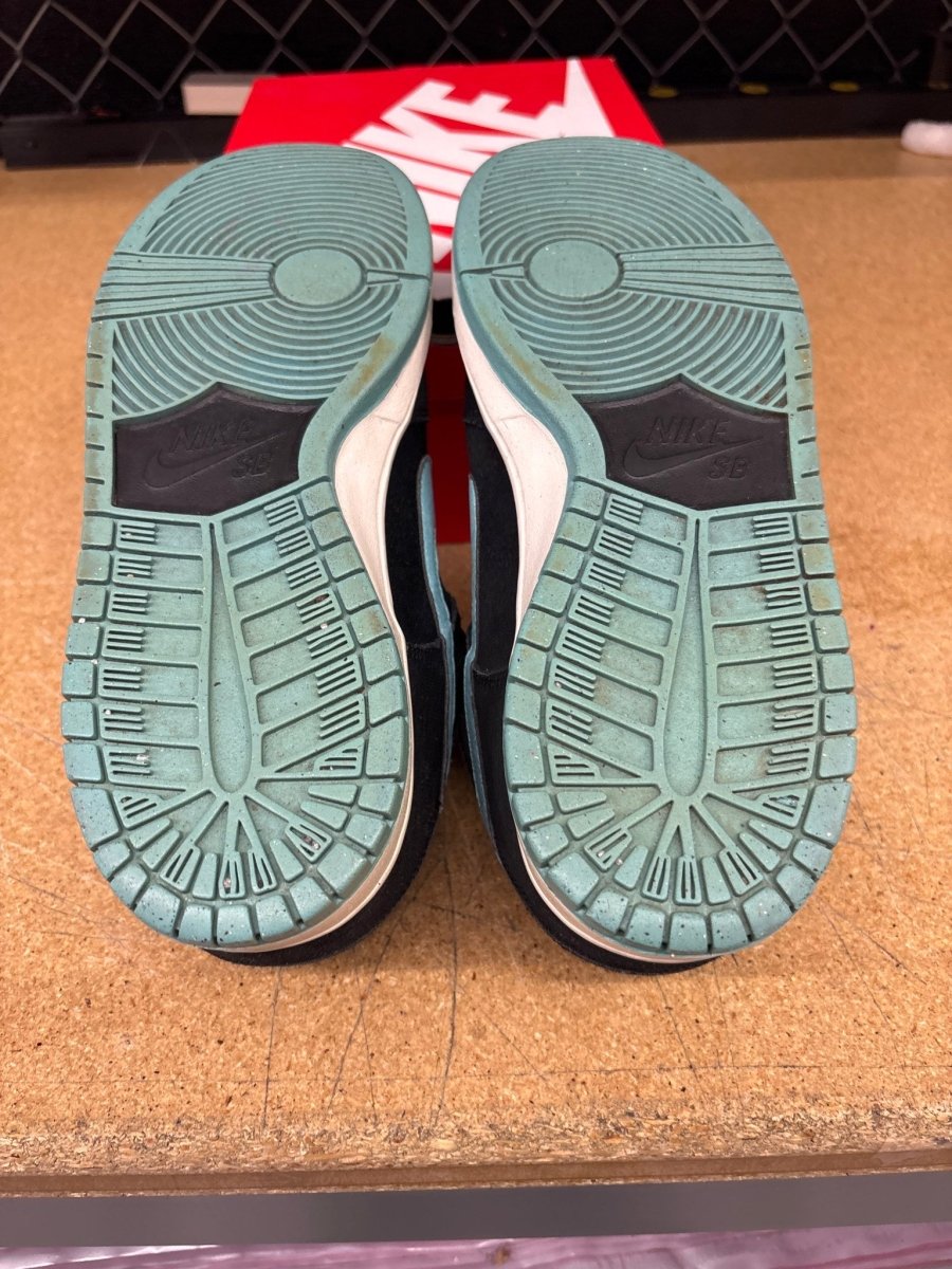 Nike SB Dunk Low Clear Jade Men 11.5 Used - Rep Box - Sneakers - Jawns on Fire Sneakers &amp; Shoes