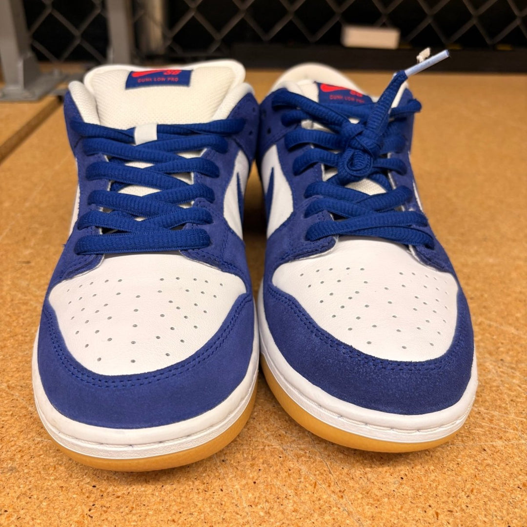Nike SB Dunk Low Los Angeles Dodgers (Men 9) Used - Sneakers - Jawns on Fire Sneakers &amp; Shoes