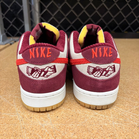 Nike SB Dunk Low Skate Like a Girl (Men 9.5) Used - Sneakers - Jawns on Fire Sneakers &amp; Shoes